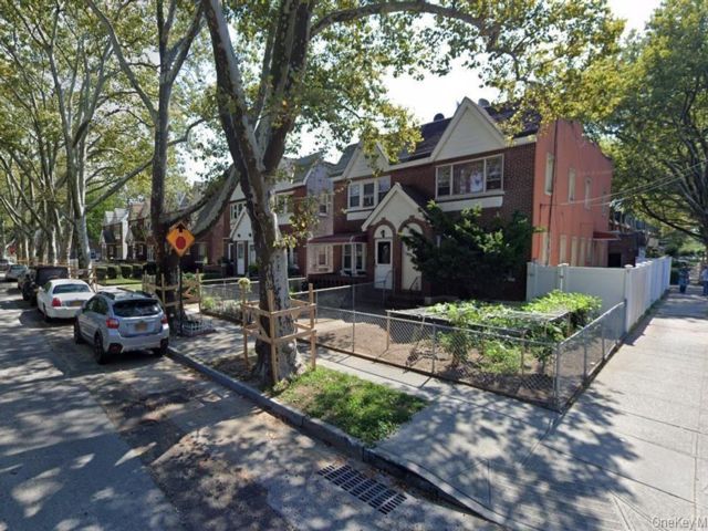 [Ozone Park Real Estate, listing number 7265993]