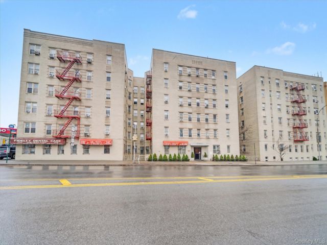 [Parkchester Real Estate, listing number 7266221]