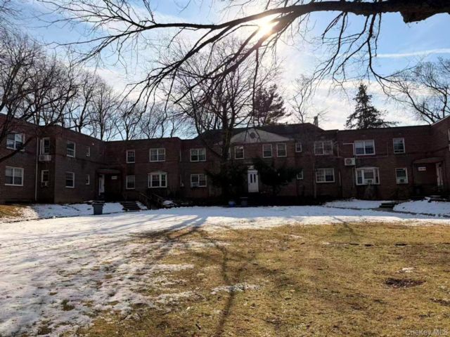  2 BR,  1.00 BTH &nbsp;Other style home in Kew Garden Hills