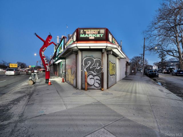 Studio,  0.00 BTH &nbsp;House style home in Springfield Gardens