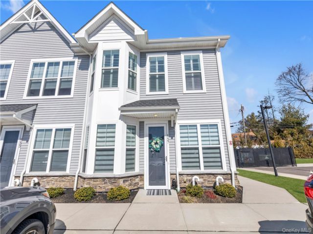 [East Meadow Real Estate, listing number 7266596]