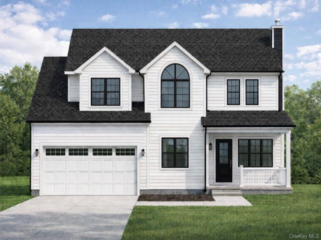  4 BR,  3.00 BTH &nbsp;Colonial style home in Medford