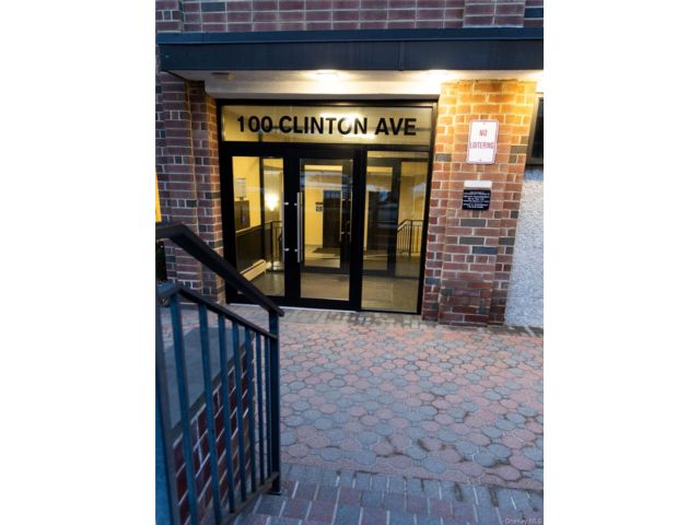 [Mineola Real Estate, listing number 7267054]