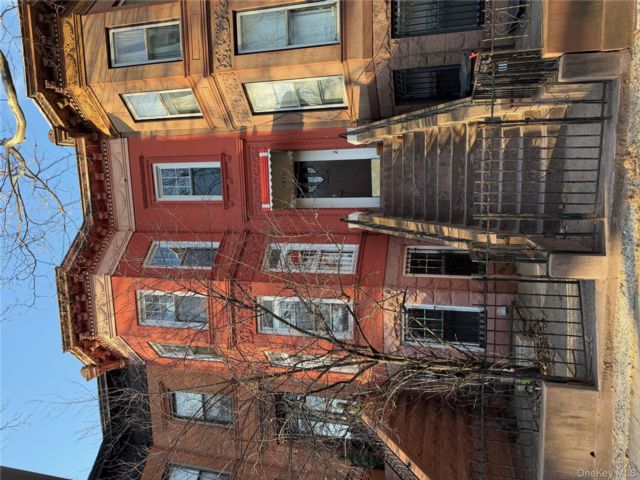 Studio,  0.00 BTH &nbsp;House style home in Crown Heights