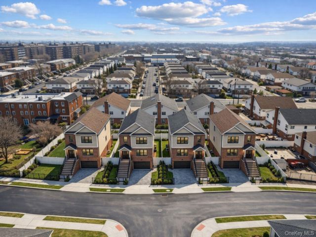 [Howard Beach Real Estate, listing number 7267477]