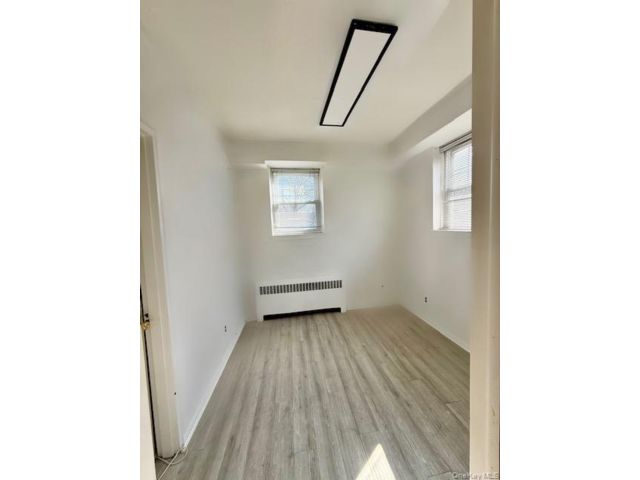 Studio,  0.00 BTH &nbsp;House style home in Rockville Centre