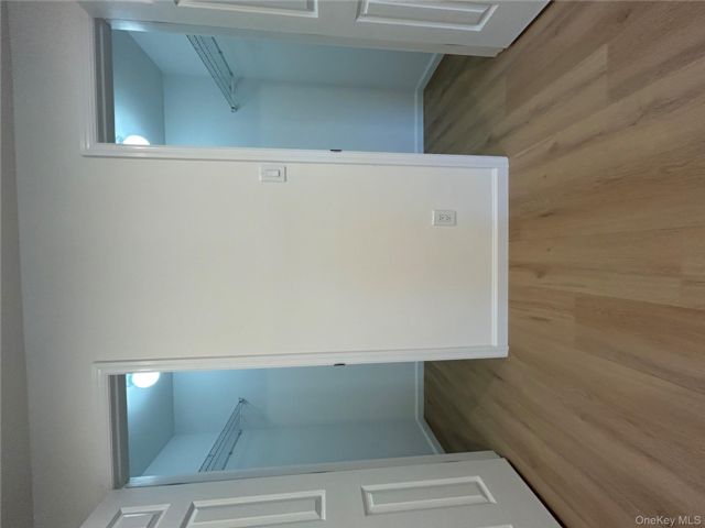 [PHOTO]