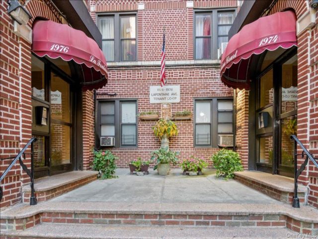  1 BR,  1.00 BTH &nbsp;Other style home in Claremont Park