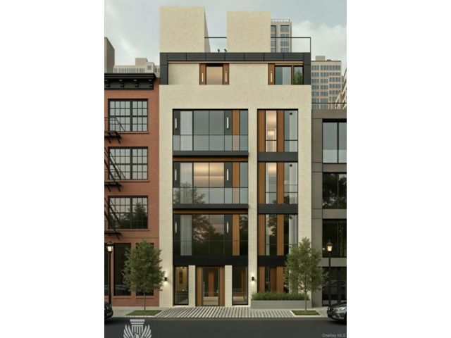  6 BR,  4.00 BTH &nbsp;House style home in Bushwick