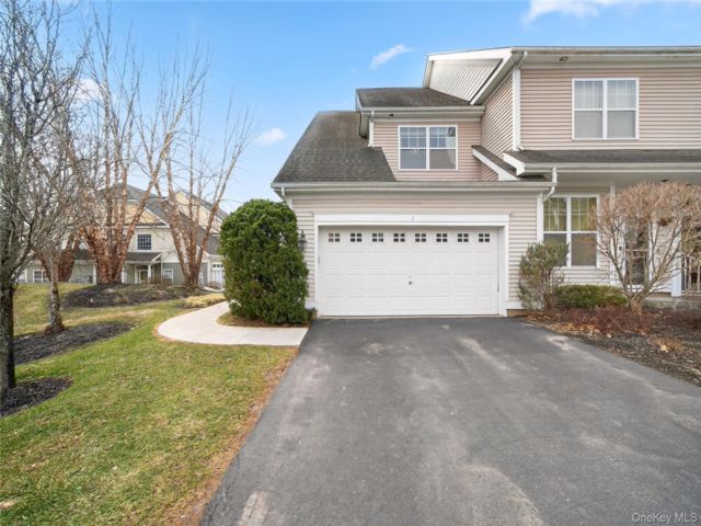  2 BR,  3.00 BTH &nbsp;Condo style home in Middletown
