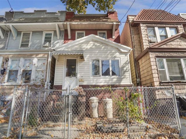 [Woodhaven Real Estate, listing number 7268058]