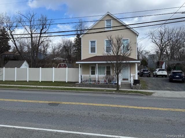  2 BR,  2.00 BTH &nbsp;Other style home in Newburgh