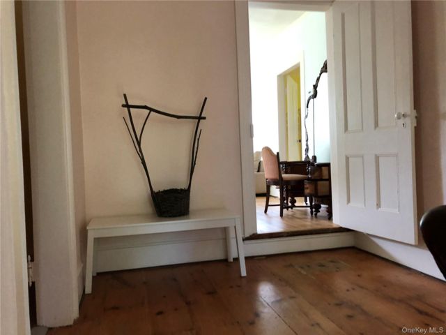 [PHOTO]