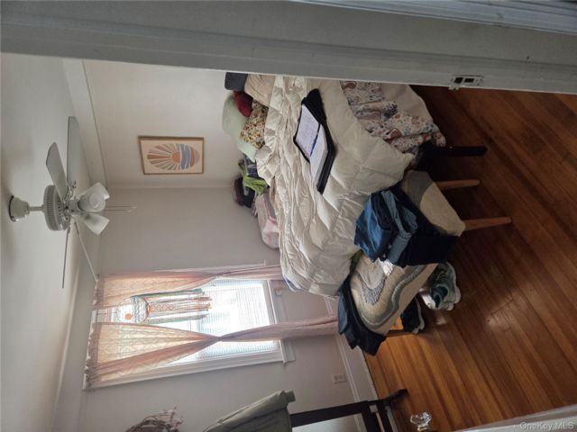 [PHOTO]