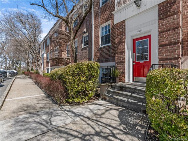 [Bronxville Real Estate, listing number 7268456]