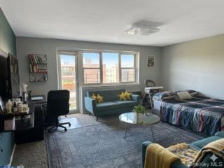 [Howard Beach Real Estate, listing number 7268533]