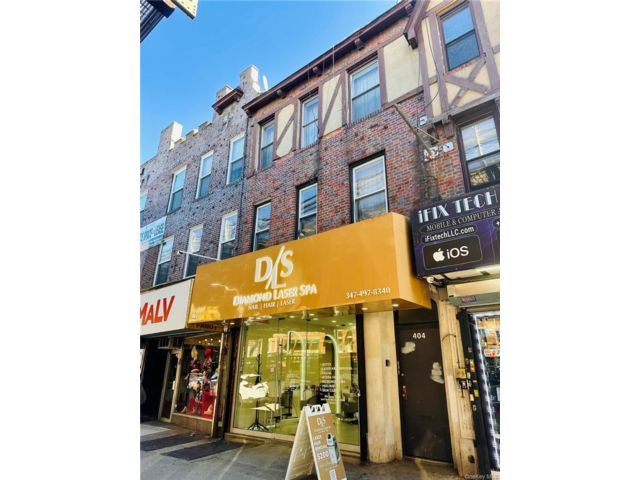 Studio,  0.00 BTH &nbsp;Commercial style home in Brighton Beach