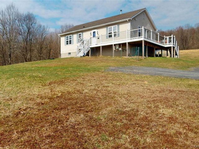  2 BR,  2.00 BTH &nbsp;Ranch style home in Port Jervis