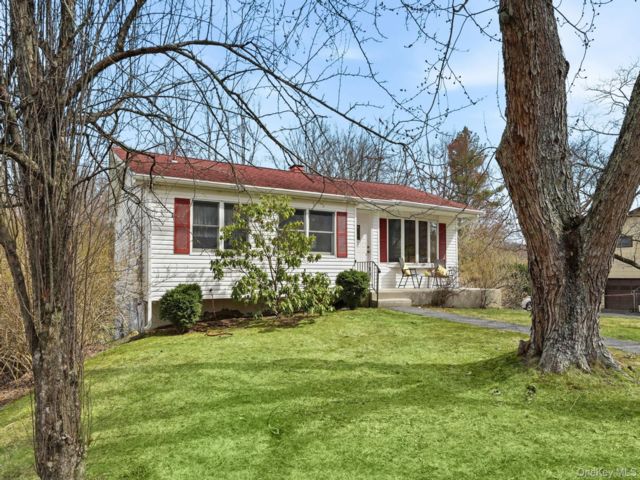 [Yorktown Heights Real Estate, listing number 7268866]