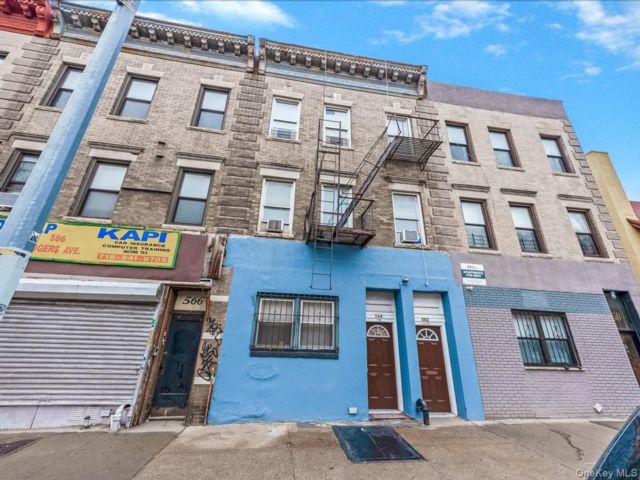  8 BR,  4.00 BTH &nbsp;Other style home in Lefferts Garden