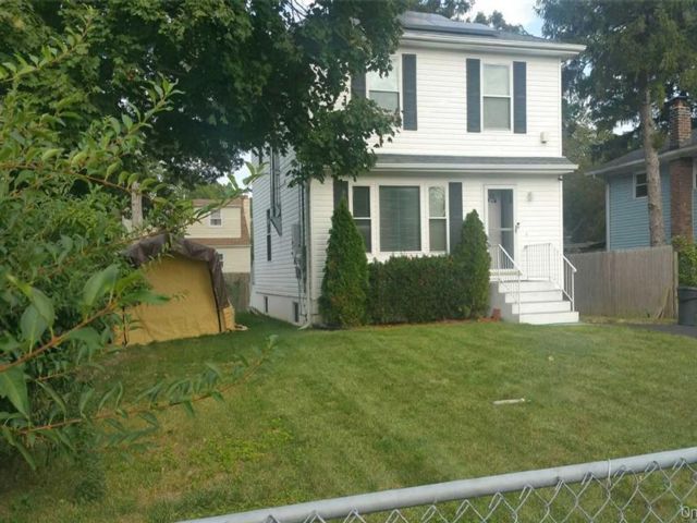  3 BR,  2.00 BTH &nbsp;Colonial style home in Wyandanch