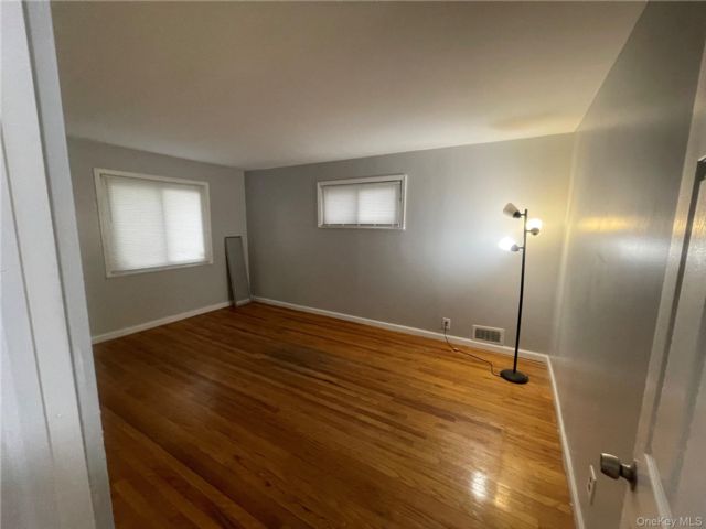  2 BR,  1.00 BTH &nbsp;Other style home in Saint Albans