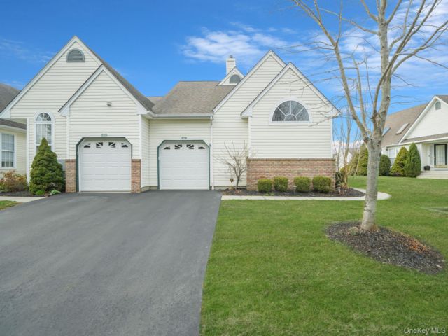  2 BR,  2.00 BTH &nbsp;Other style home in Port Jefferson