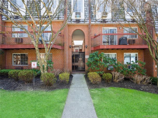 [White Plains Real Estate, listing number 7269294]