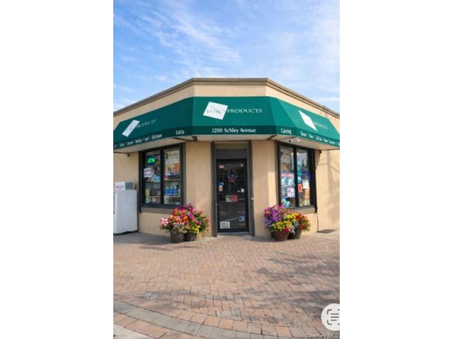 [Throggs Neck Real Estate, listing number 7269510]