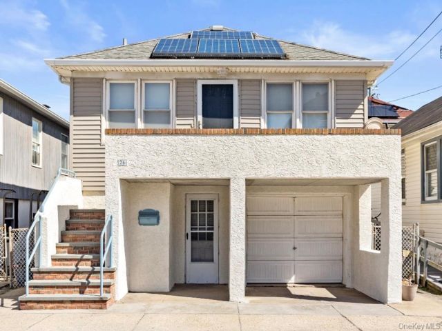  2 BR,  1.00 BTH &nbsp;Other style home in Long Beach