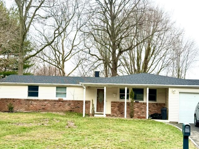 [Stony Brook Real Estate, listing number 7269921]