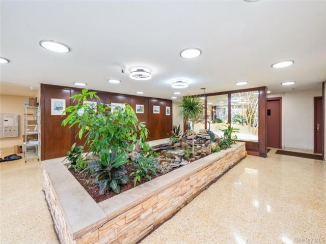  2 BR,  1.00 BTH &nbsp;Other style home in Freeport