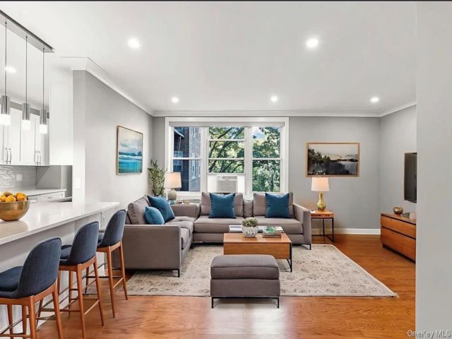[Bronxville Real Estate, listing number 7270439]