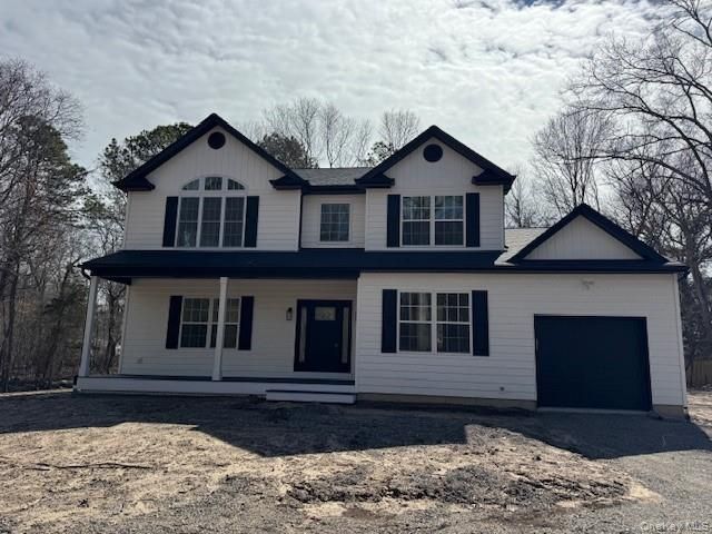  4 BR,  2.00 BTH &nbsp;Post modern style home in Coram