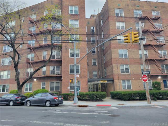 [Rego Park Real Estate, listing number 7270623]
