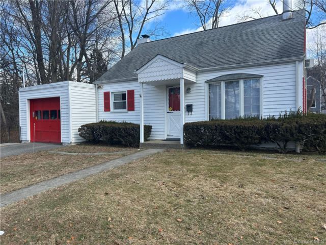  3 BR,  2.00 BTH &nbsp;Cape cod style home in Croton-on-hudson