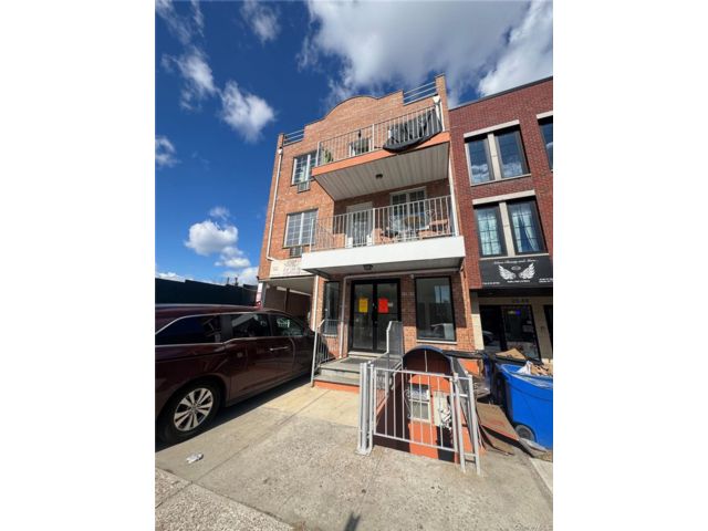 Studio,  0.00 BTH &nbsp;House style home in Astoria