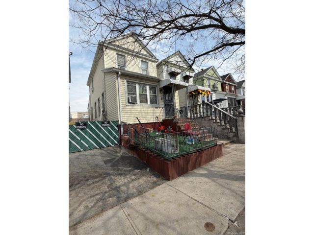 [Ozone Park Real Estate, listing number 7271123]