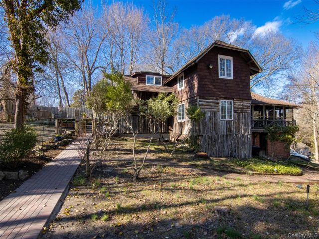  3 BR,  2.00 BTH &nbsp;Craftsman style home in Shoreham
