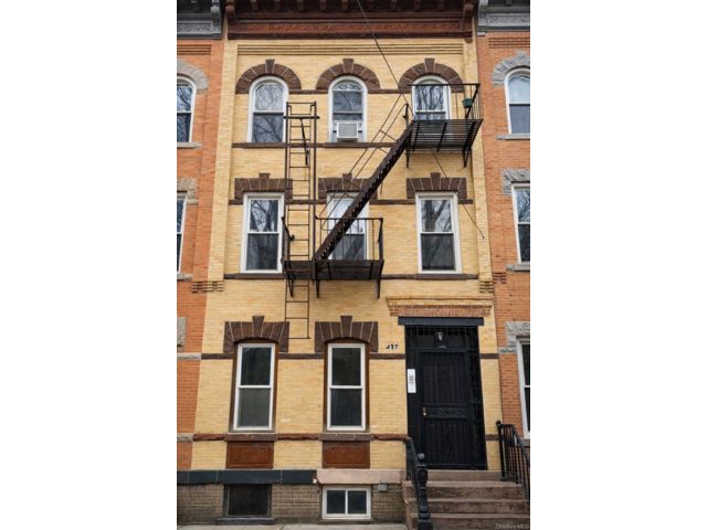 Studio,  0.00 BTH &nbsp;House style home in Bushwick