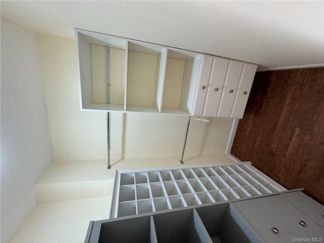  3 BR,  2.00 BTH &nbsp;House style home in Maspeth