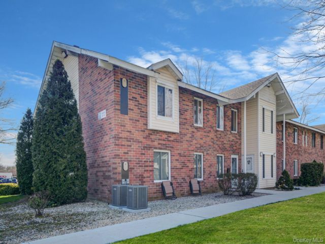 [Coram Real Estate, listing number 7271913]