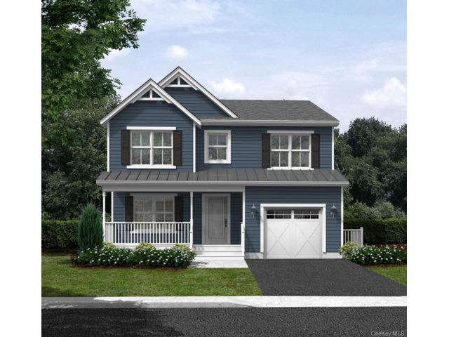  4 BR,  3.00 BTH &nbsp;Victorian style home in Westbury