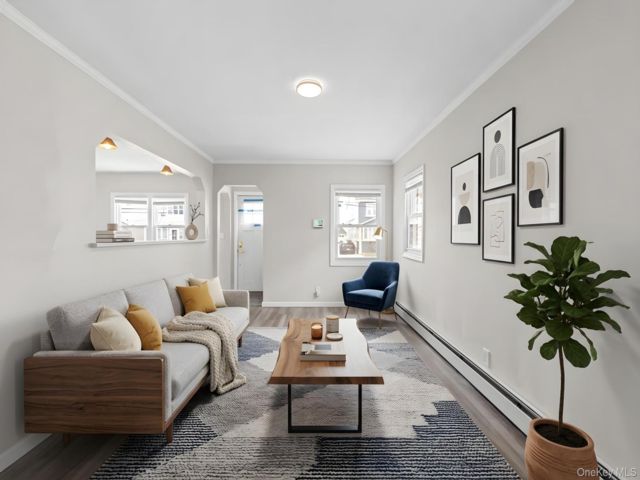  4 BR,  2.00 BTH &nbsp;Cape cod style home in Valley Stream