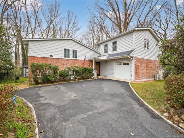 [PHOTO]