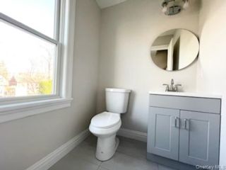 [PHOTO]