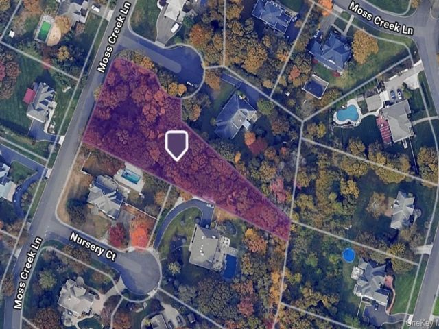 Lot <b>Size:</b>  &nbsp;House style home in East Patchogue