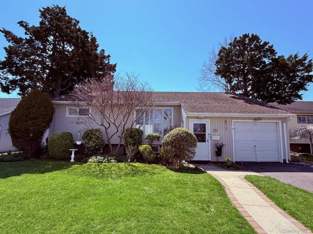  3 BR,  1.00 BTH &nbsp;Ranch style home in Valley Stream