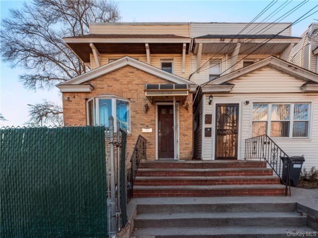 [Woodhaven Real Estate, listing number 7272809]