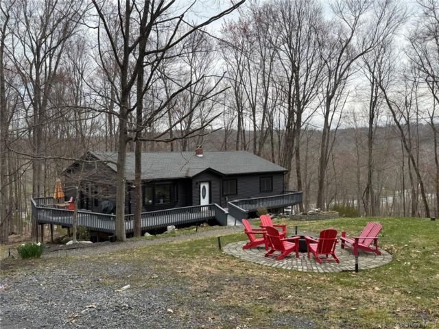  3 BR,  3.00 BTH &nbsp;Ranch style home in Montgomery